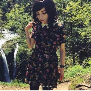 Forever 21 Peter Pan Collar Black Floral Dress